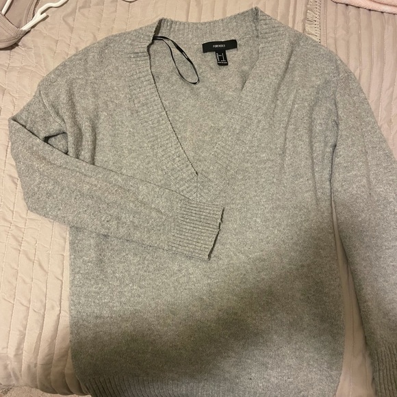 Forever 21 Sweaters - Grey long sleeve deep v sweater